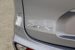 2022 Isuzu MU-X LS-T