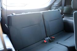 2025 Mitsubishi Outlander ES