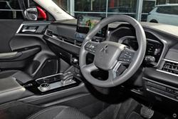 2025 Mitsubishi Outlander ES ZM MY25 Red Diamond