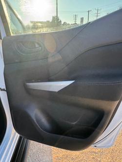 2023 Nissan Navara SL D23 MY23 4X4 Dual Range Solid White