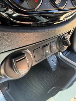 2022 Nissan Navara SL D23 MY21.5 4X4 Dual Range Solid White