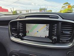 2017 Kia Sorento SLi