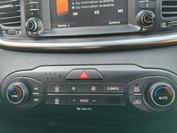 2017 Kia Sorento SLi