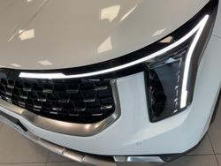 2025 Kia Carnival GT-Line HEV