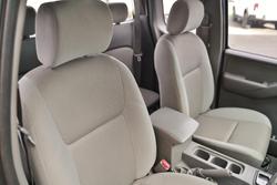 2008 Nissan Navara RX