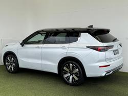 2025 Mitsubishi Outlander Exceed Tourer