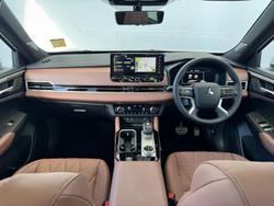 2025 Mitsubishi Outlander Exceed Tourer