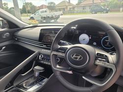 2025 Hyundai i30 Hybrid