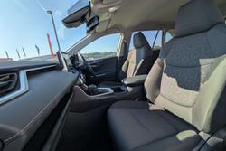 2024 Toyota RAV4 GXL