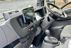 2025 Isuzu N Series NLR 45-150 DT D25