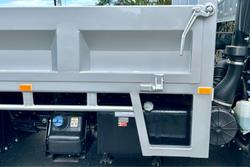 2025 Isuzu N Series NLR 45-150 DT D25