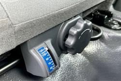 2025 Isuzu N Series NLR 45-150 DT D25