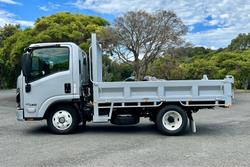 2025 Isuzu N Series NLR 45-150 DT D25