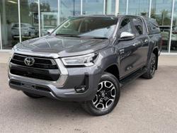 2022 Toyota Hilux SR5