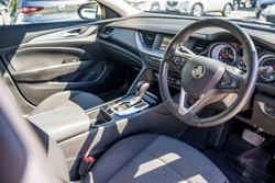 2018 Holden Commodore LT