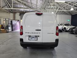 2026 Peugeot Partner Pro
