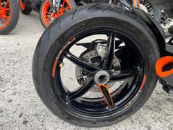 2021 KTM 1290 Super Duke R Super Duke Orange