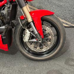 2013 DUCATI STREETFIGHTER 848 Red