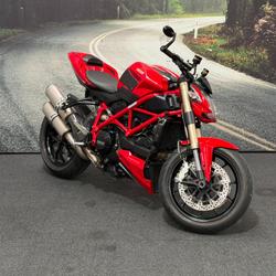2013 DUCATI STREETFIGHTER 848 Red