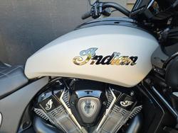 2022 Indian PURSUIT DARK HORSE PREMIUM SILVER QUARTZ SMOKE