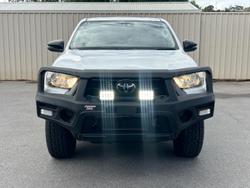 2022 Toyota Hilux SR