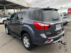 2016 Isuzu MU-X LS-T