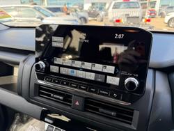 2026 Mitsubishi Triton GLX+