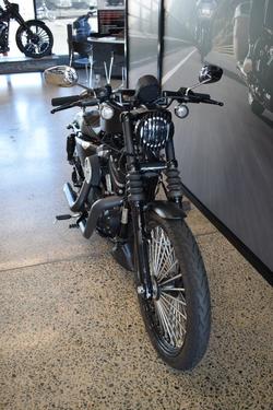 2017 HARLEY-DAVIDSON XL883N IRON 883