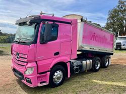 2018 Mercedes-Benz Actros 2658LS PINK