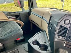 2018 Mercedes-Benz Actros 2658LS PINK