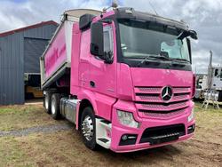 2018 Mercedes-Benz Actros 2658LS PINK