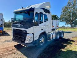 2022 Volvo Fm Series FM11 WHITE