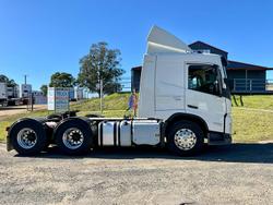 2022 Volvo Fm Series FM11 WHITE