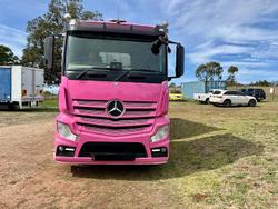 2018 Mercedes-Benz Actros 2658LS PINK