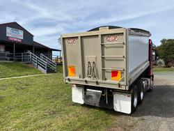 2018 Mercedes-Benz Actros 2658LS PINK