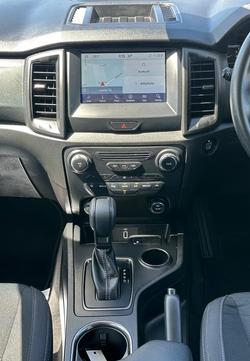 2022 Ford Everest Ambiente