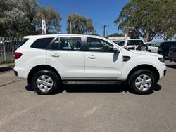 2022 Ford Everest Ambiente