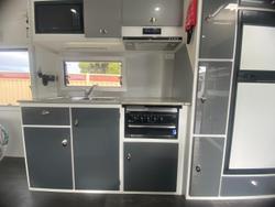 2016 Regent Discoverer 20'6