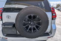 2022 Toyota Landcruiser Prado VX