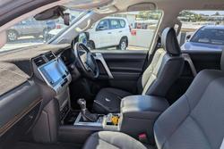 2022 Toyota Landcruiser Prado VX