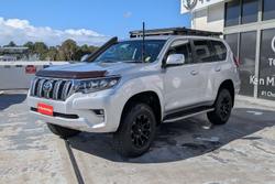 2022 Toyota Landcruiser Prado VX