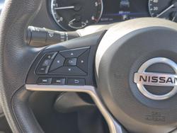 2021 Nissan Navara SL