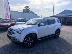 2021 Isuzu MU-X LS-T