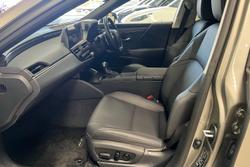 2021 Lexus ES ES300h Luxury