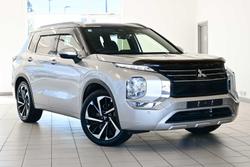 2023 Mitsubishi Outlander Exceed Tourer
