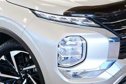 2023 Mitsubishi Outlander Exceed Tourer