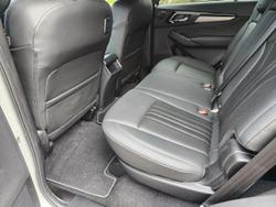 2025 Isuzu MU-X LS-T