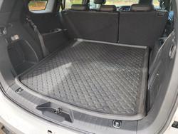 2025 Isuzu MU-X LS-T