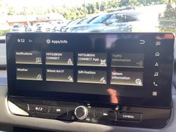 2025 Mitsubishi Outlander LS