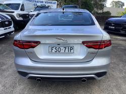 2019 Jaguar XE P300 R-Dynamic SE